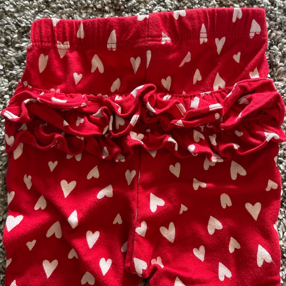 Old Navy 3-6 months Cotton Ruffle Bum Red Leggings with White Heart Print